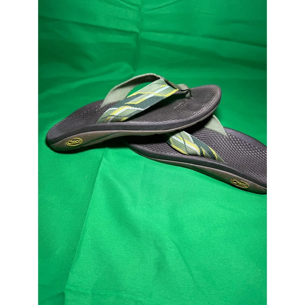 Chaco Ecotread Flip Flop Sandals Mens Green Yellow Patterned Straps Outdoor